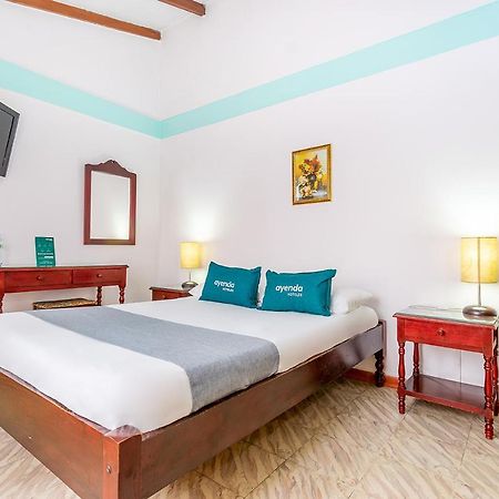 Hotel Puerta Del Sol 포펜 외부 사진