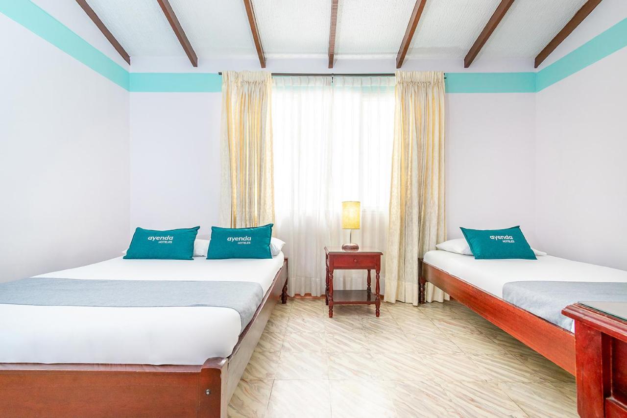 Hotel Puerta Del Sol 포펜 외부 사진