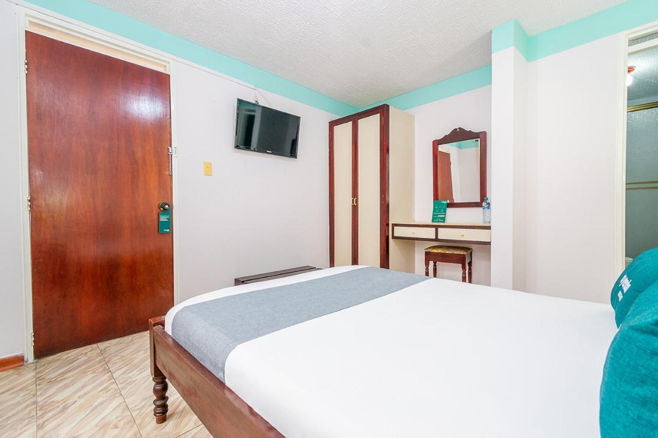 Hotel Puerta Del Sol 포펜 외부 사진