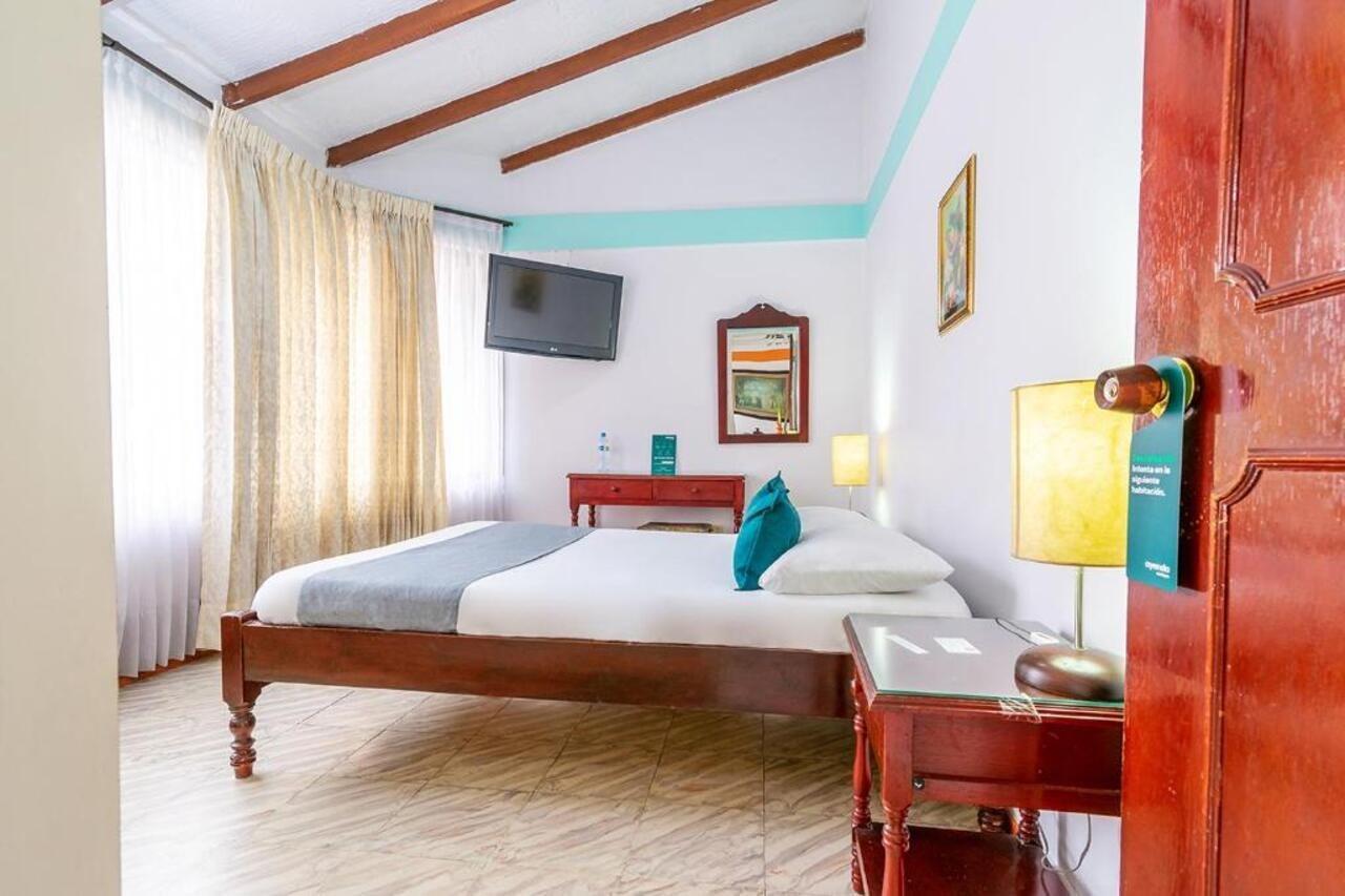 Hotel Puerta Del Sol 포펜 외부 사진
